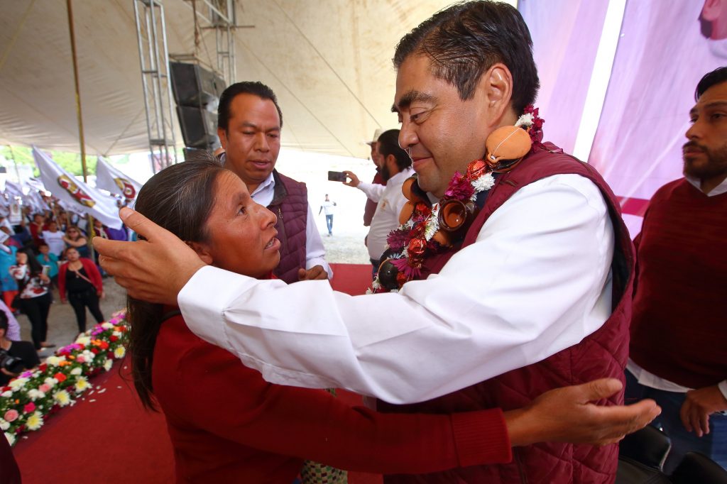 Miguel Barbosa asegura que promoverá un gobierno de equidad para las poblanas y los poblanos