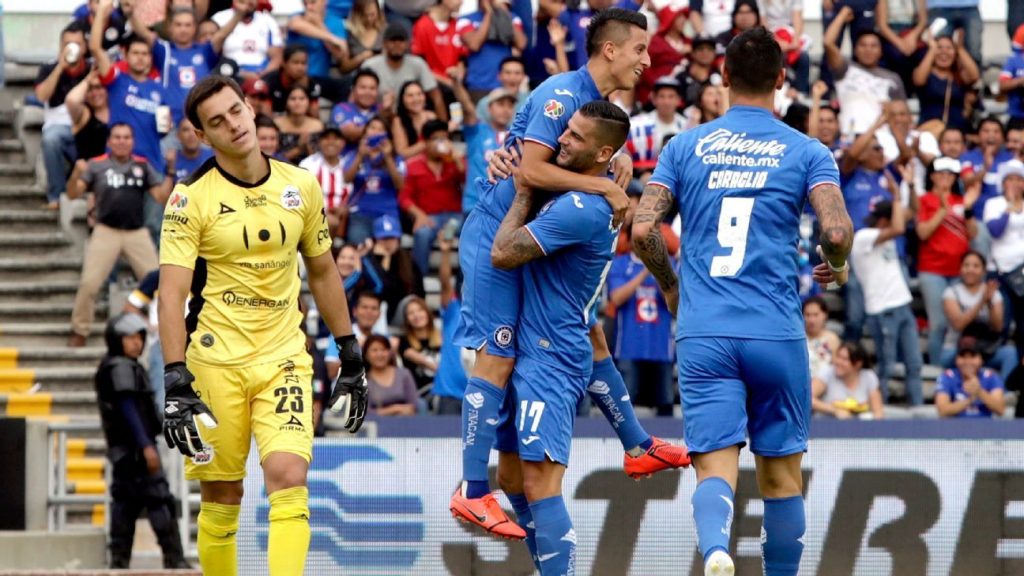Cruz Azul sella su boleto a la Liguilla con una goleada