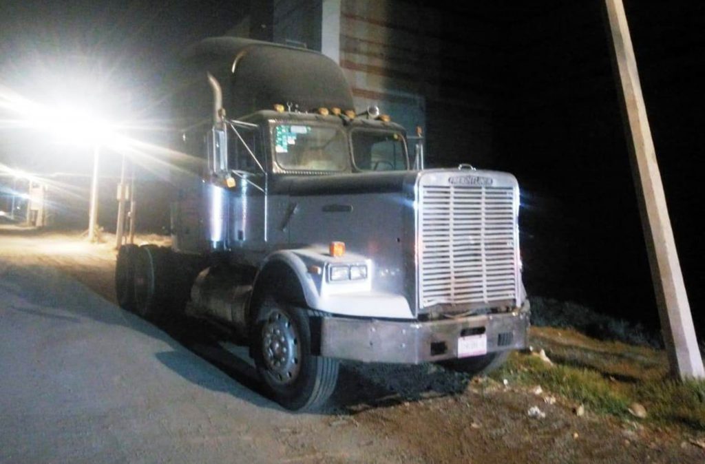 La CES asegura dos tractocamiones con reporte de robo vigente en la entidad