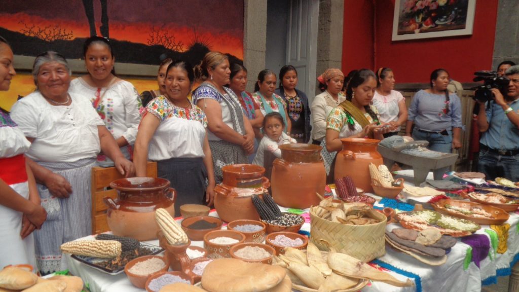 Novena Feria de la Gordita en la junta auxiliar de la Resurrección