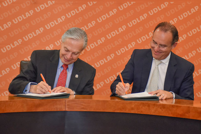 UDLAP y la Asociación de Agentes Aduanales del Puerto de Veracruz signan convenio de colaboración