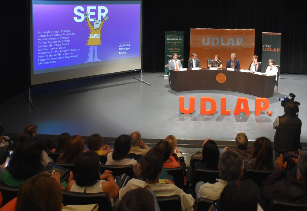 Senadora presenta en la UDLAP libro sobre el envejecimiento