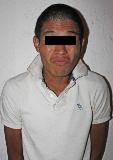 Policías de Puebla detienen a hombre por robo a casa habitación