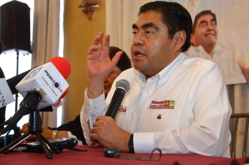 Barbosa Huerta se compromete a salvar el campo poblano