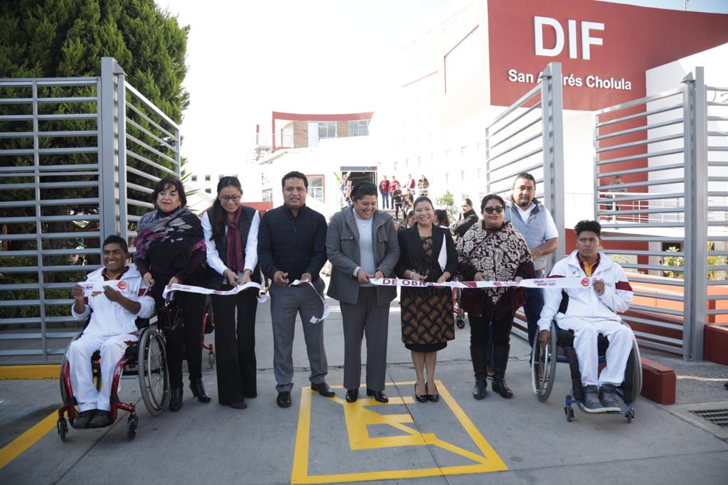 Karina Pérez Popoca entrega edificio del DIF tras rehabilitación