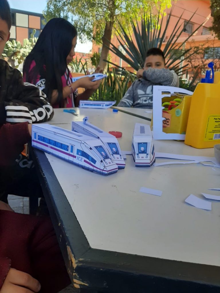 Talleres y actividades culturales en el Museo del Ferrocarril