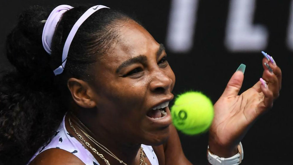 Serena derrapa ante la china Wang y se despide de Australia por la puerta de atrás