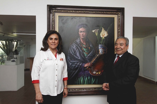 Inaugura Sandra Chávez “Exposición y diálogo de talavera de San Pablo del Monte”