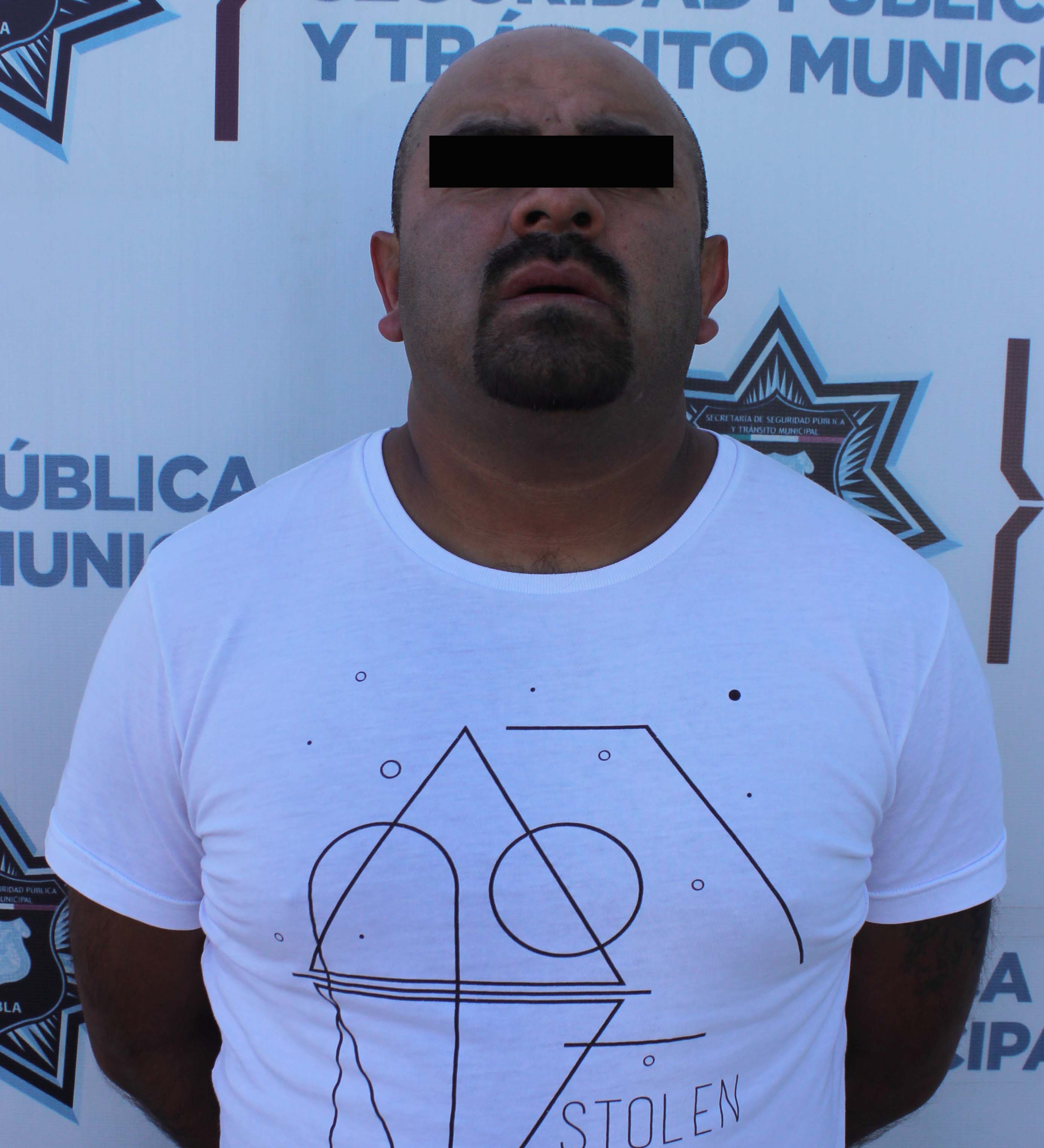 Detiene Policía Municipal de Puebla a probable narcomenudista