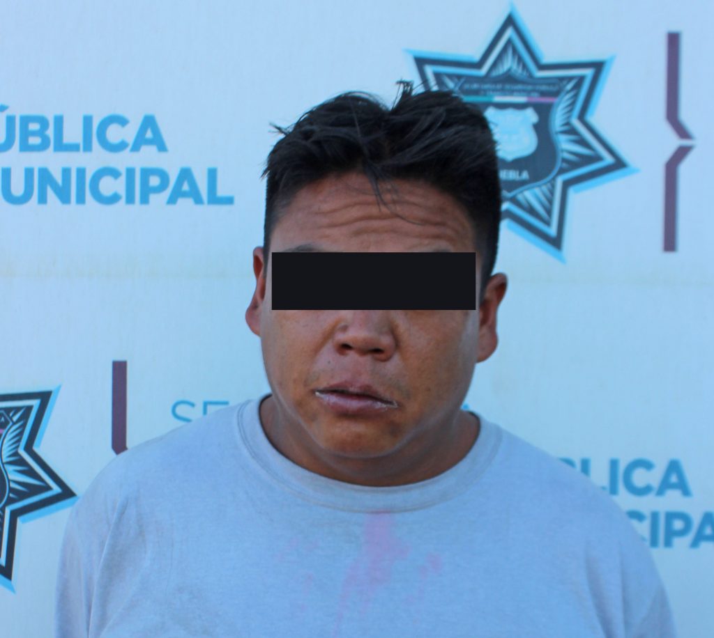 ¡Continúa el combate frontal contra el robo a transeúnte público! Detuvo SSC de Puebla a dos probables asaltantes.