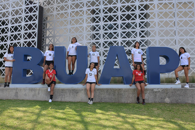 Voleibol de sala y de playa de la BUAP se prepara para la Universiada Nacional