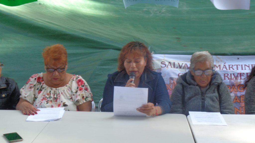 Trabajadoras de limpia del ayuntamiento de Puebla piden democracia para elegir a su dirigente sindical