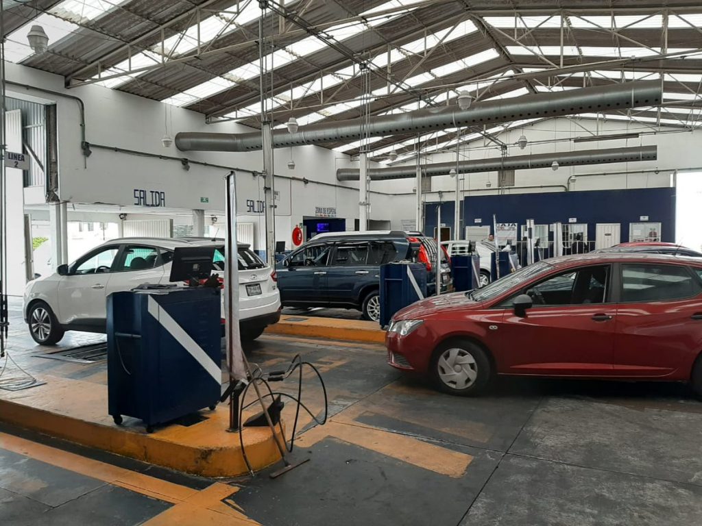 Verificentro de la 25; informó que este viernes reanudarán operaciones, tras realizar las actualizaciones de software