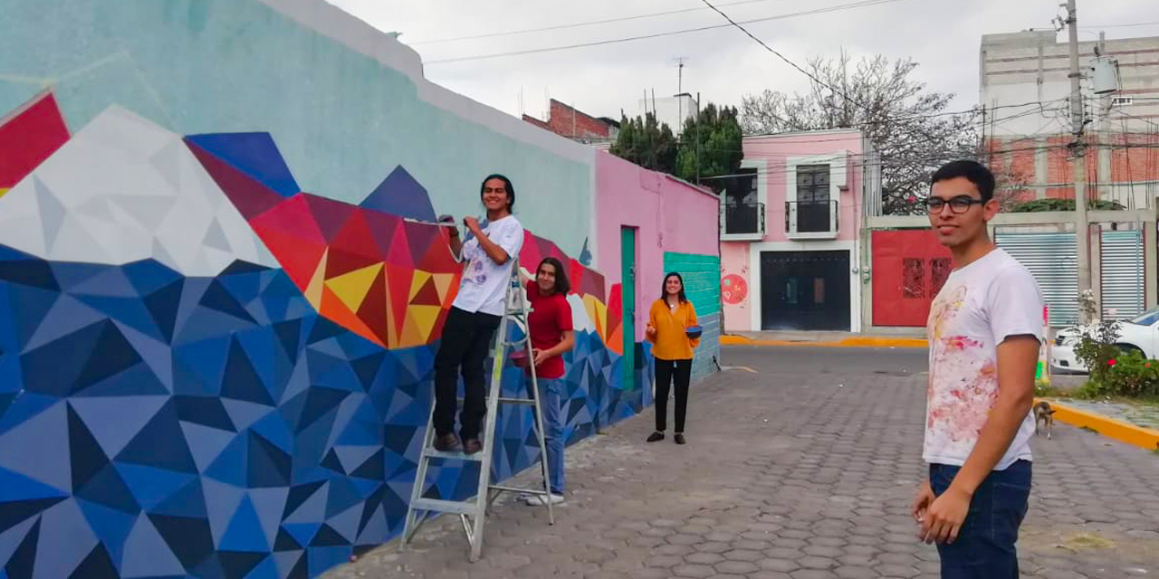 Estudiantes de Arquitectura de la UDLAP mejoran imagen urbana del Barrio de Jesús Tlatempa