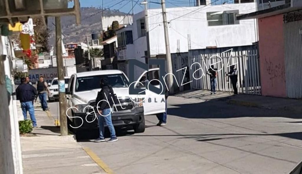 Catean dos casas en Texmelucan y deja personas aseguradas