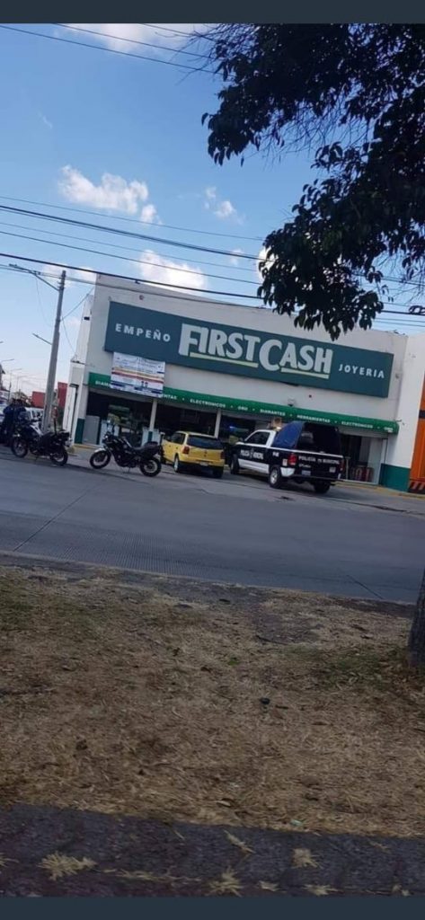 Asaltan dos casas de empeño de la empresa First Cash