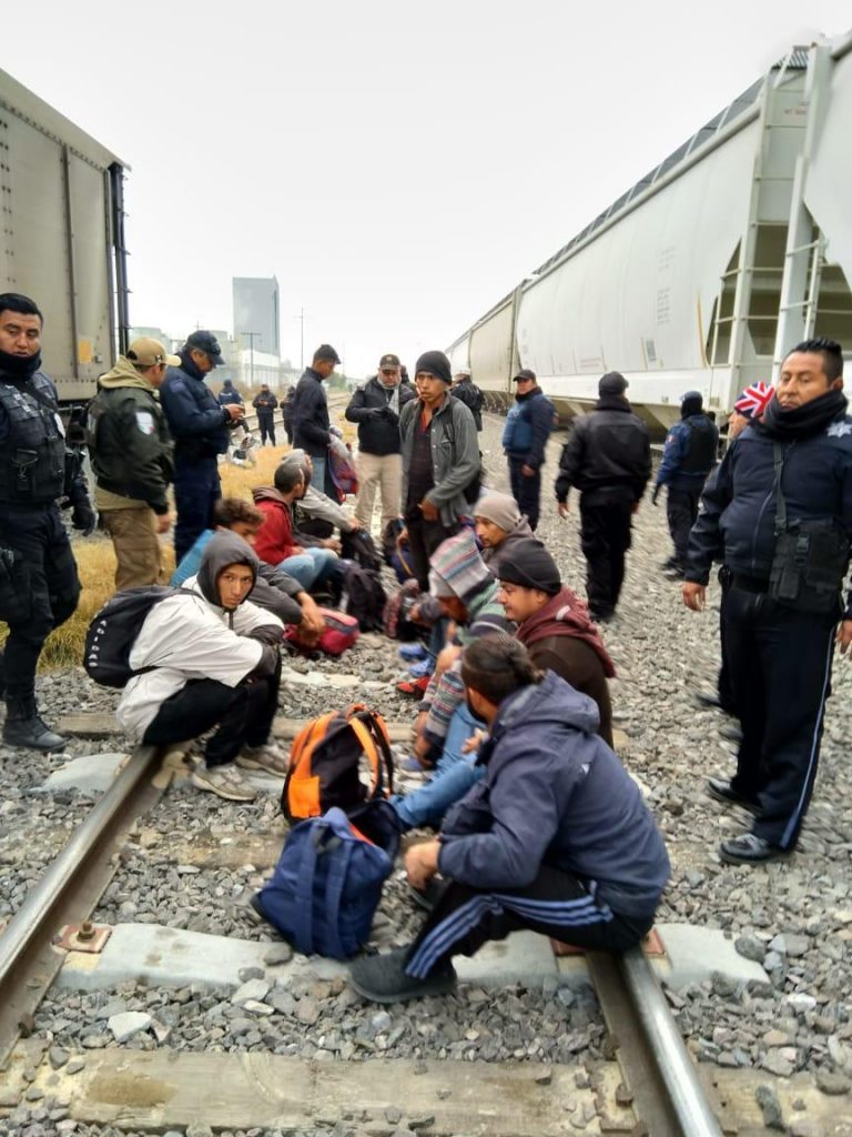75 indocumentados detenidos en la comunidad de Jesús Nazareno en Chalchicomula de Sesma