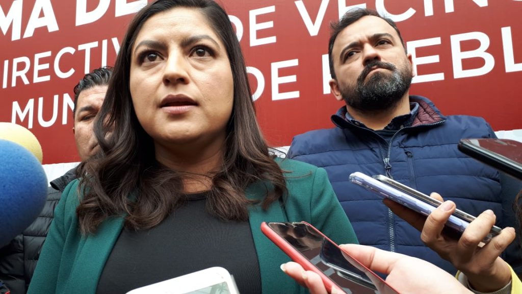 Se trabajará de forma conjunta con el gobierno para el ordenamiento del transporte público en el CH: Claudia Rivera 