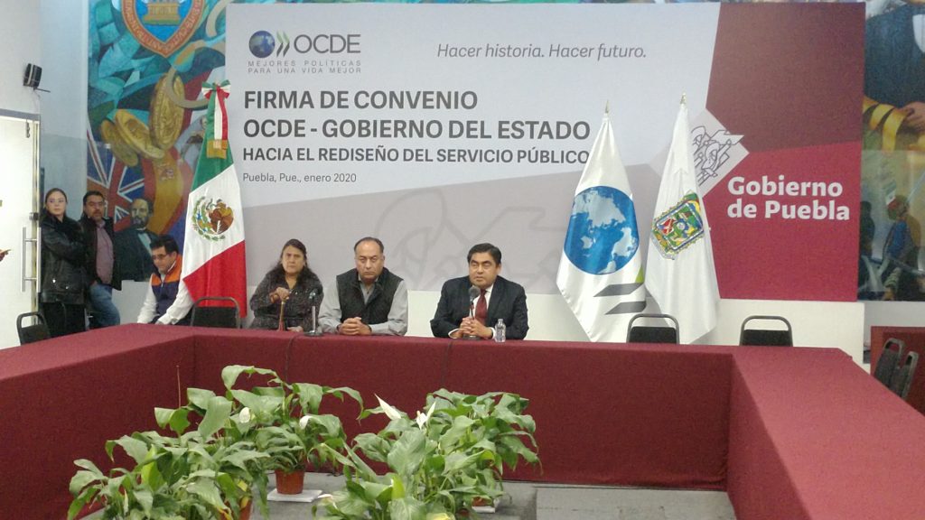 Gobernador Barbosa negó inversión millonaria para retirar la talavera morenovallista falsa