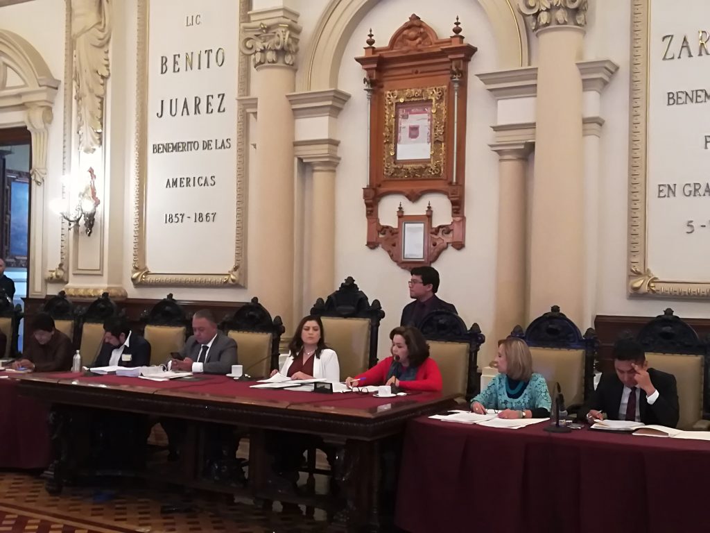 Regidores frenan la instalación de bolardos, pero no el retiro de los mismos