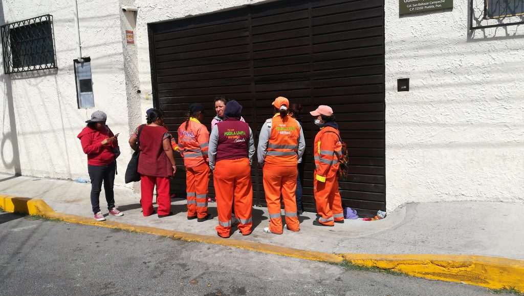 Acusan a Salvador Pérez de usar grupos de choque contra naranjitas