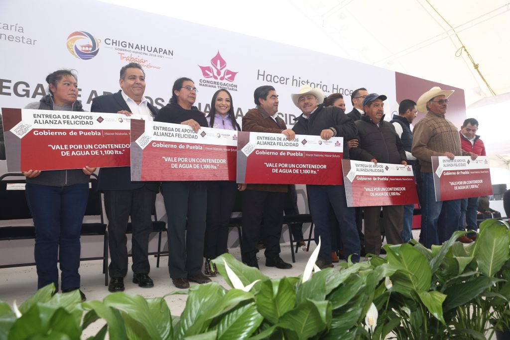 Mi gobierno tiene una visión de inclusión y de servir a todos: Barbosa Huerta.