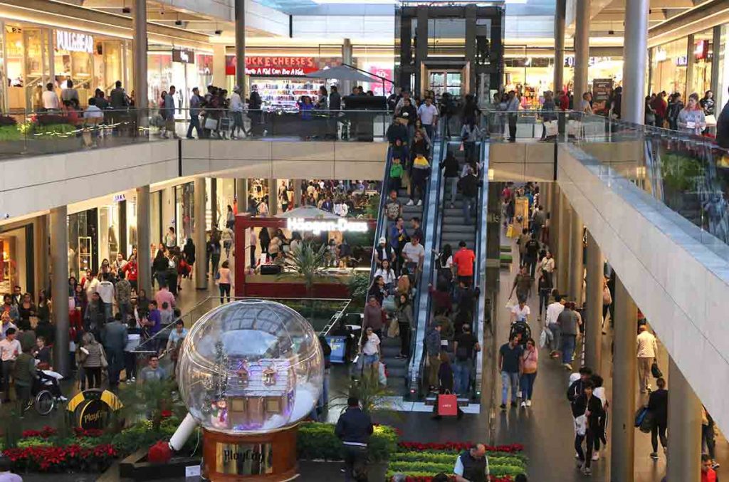 Los Ingresos Totales reales por Suministro de Bienes y Servicios Privados no Financieros disminuyeron (-)0.2%