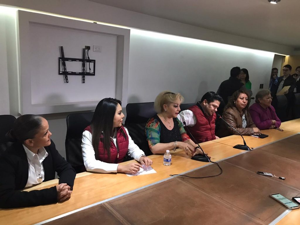 La ex panista y ex independiente Mary Carmen Saavedra se suma a las filas de Morena en el Congreso local