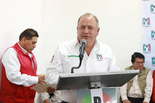 Renuncia Lorenzo Rivera a la dirigencia del PRI en Puebla