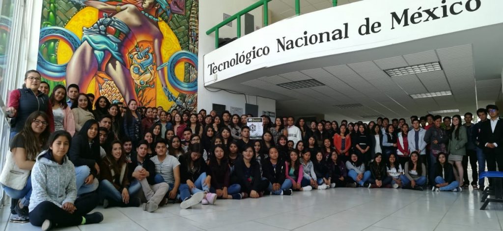 Inicia Tecnológico Superior de Tlaxco entrega de fichas para nuevo ingreso