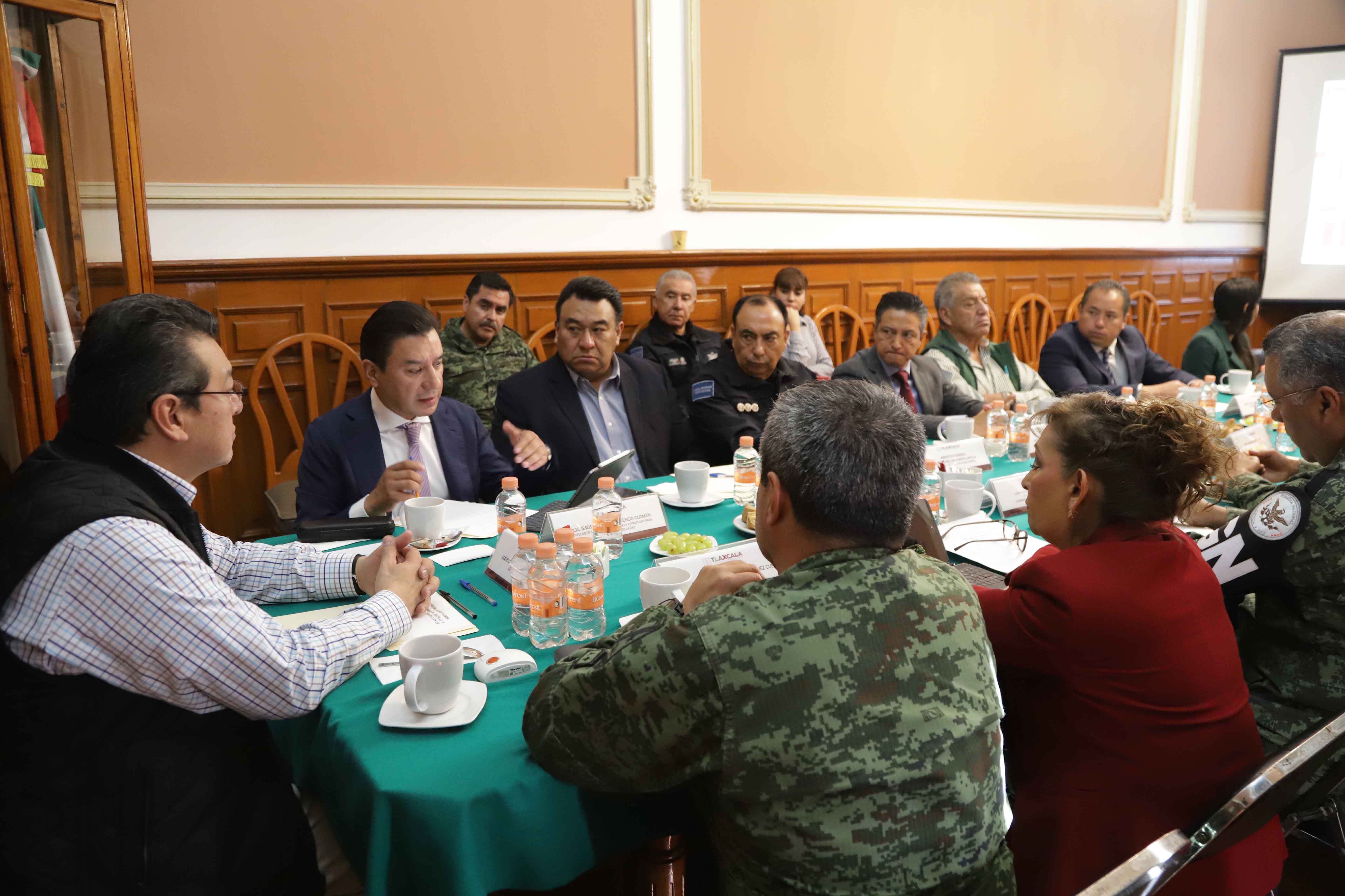 Marco Mena y secretaría de Seguridad y Protección Ciudadana consolidan mesa de coordinación regional.