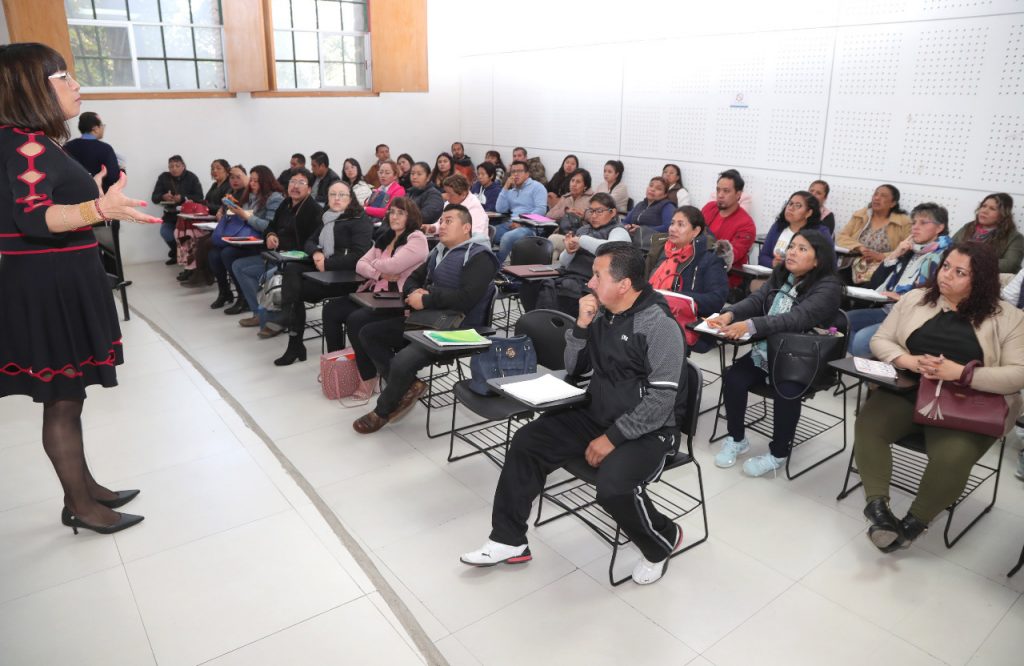 Capacitan a docentes en “Habilidades socioemocionales”impartidos por la UNAM