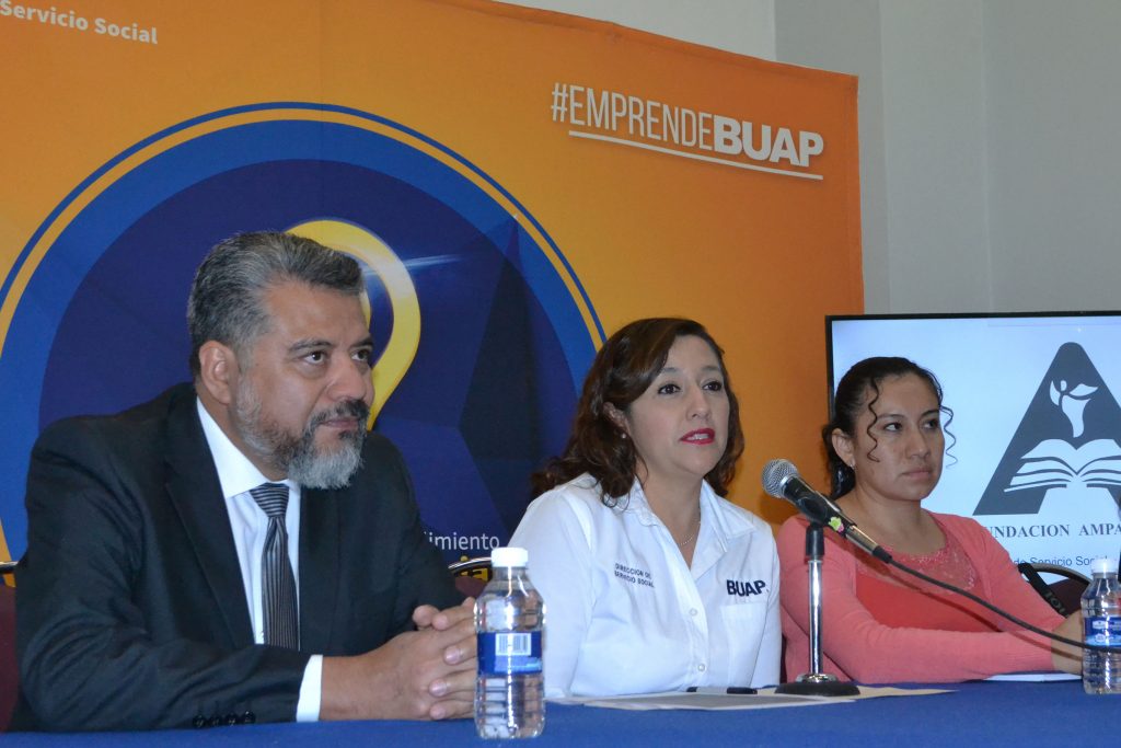 Revalorar el servicio social y las prácticas profesionales como apoyo a la comunidad