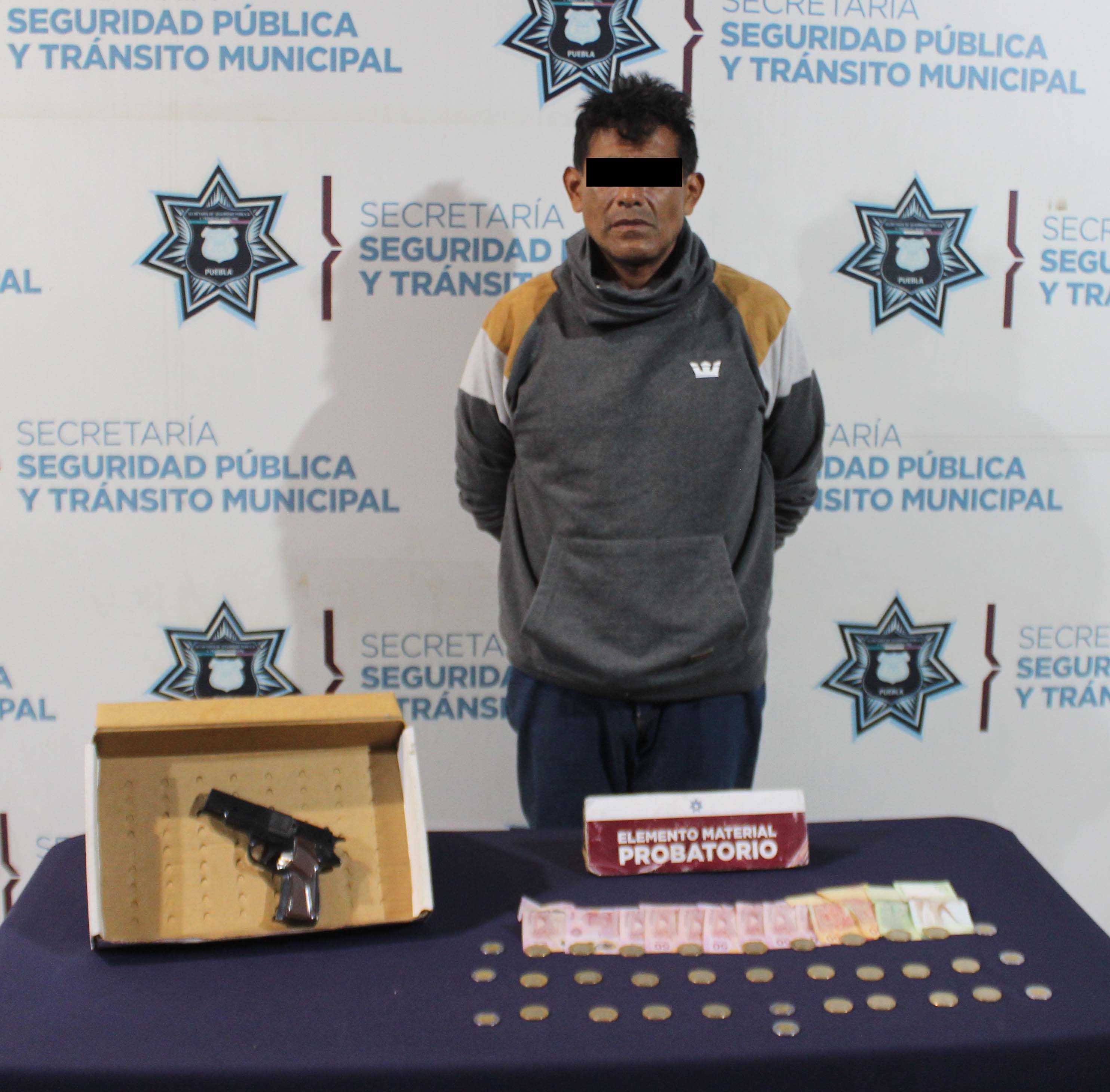 Detuvo policía municipal de Puebla a “El Moreno”; estaría relacionado en la comisión de diversos robos a tiendas Oxxo.