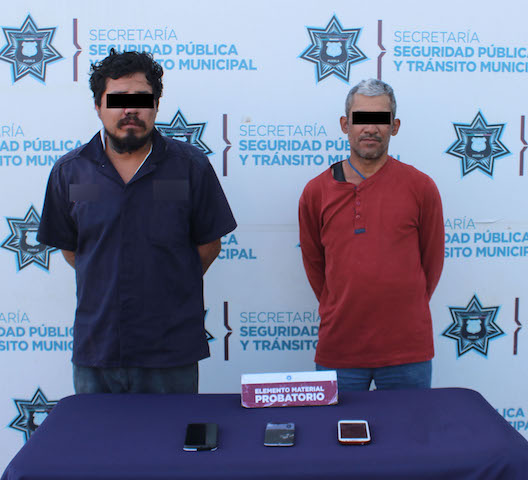 Detuvo policía municipal de Puebla a dos probables asaltantes del transporte público