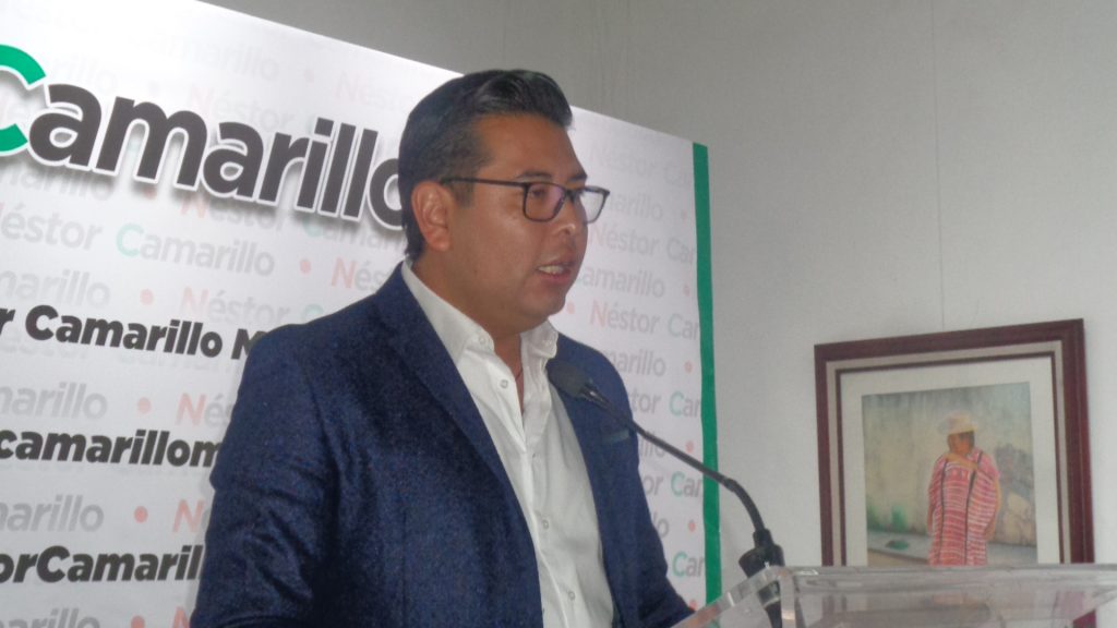 Néstor Camarillo Medina busca la dirigencia estatal del PRI