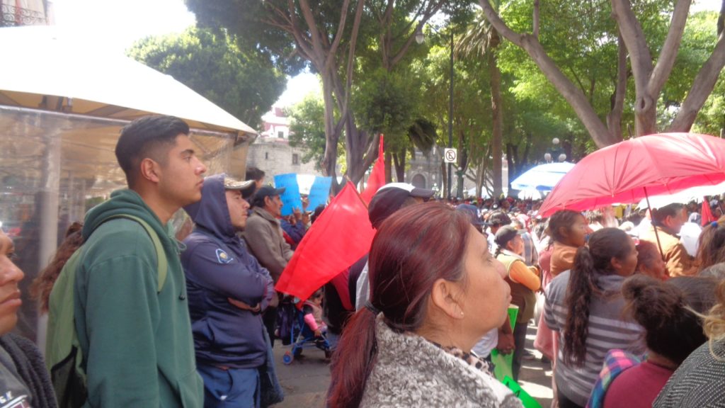 Antorchistas marcharon ayer por la capital
