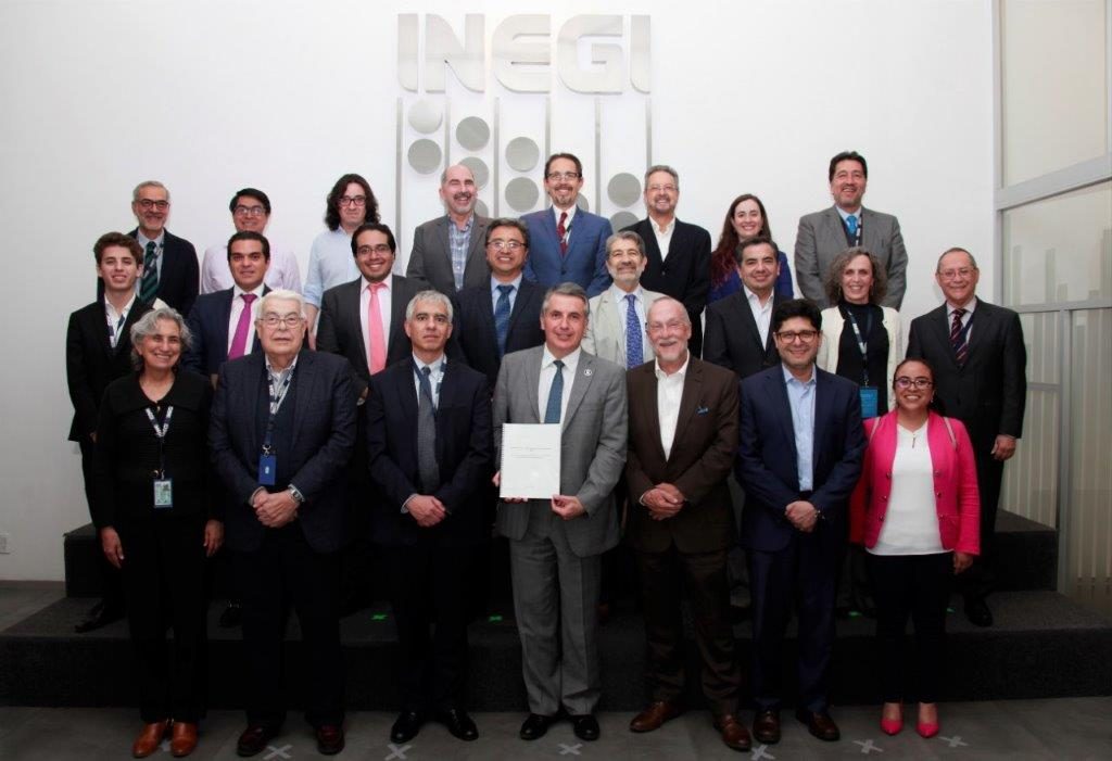 El presidente del Instituto, Julio Santaella, se reunió con los miembros del Grupo Técnico para escuchar sus conclusiones y recomendaciones