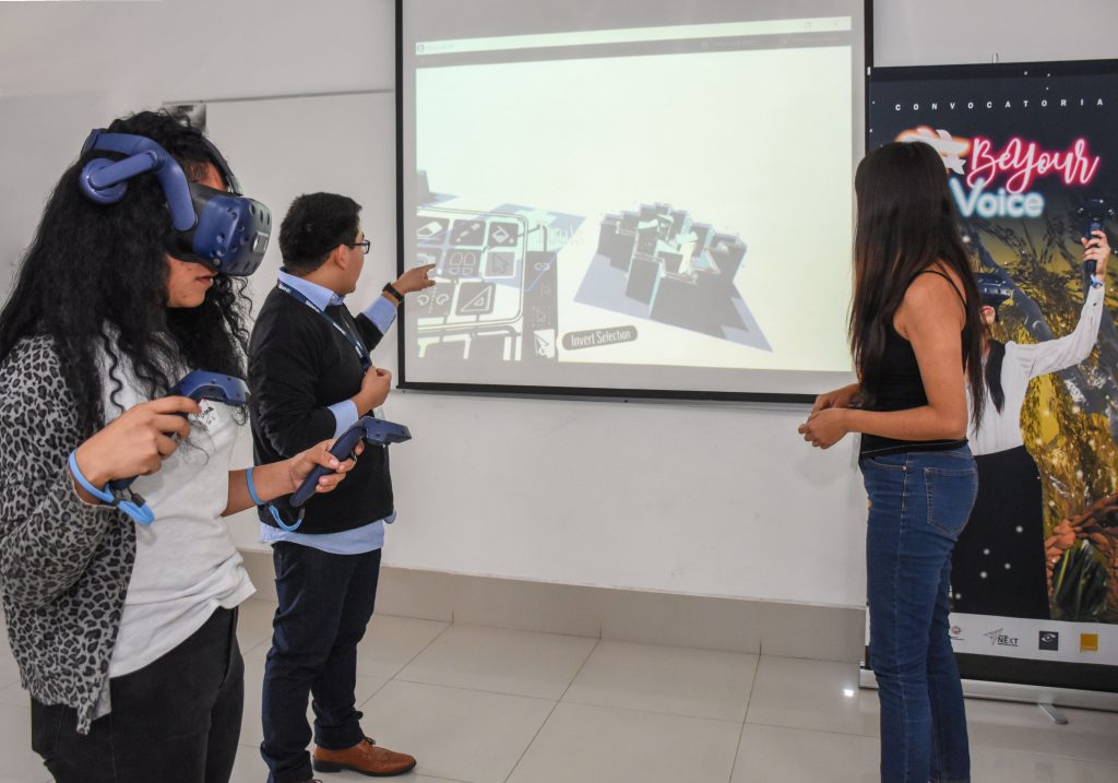 UDLAP sede de taller de realidad virtual para mujeres