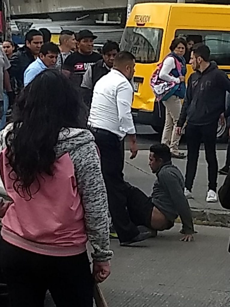 Comerciantes y transeúntes atrapan a presunto ladrón en la zona de la Capu