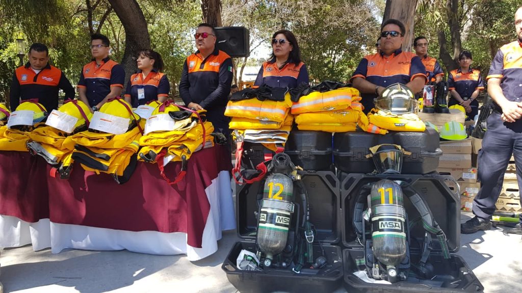 Claudia Rivera entrega unidades a la secretaría de Protección Civil