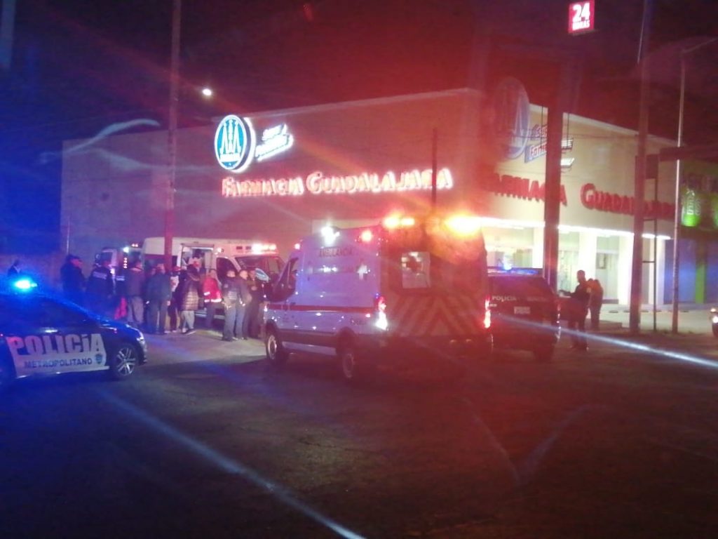 Patrulla de la SSC arrolla a motociclista sobre Boulevard Xonaca