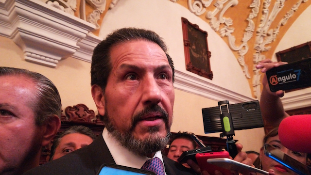 Rector Alfonso Esparza confirmó llegada de recursos federales y estatales
