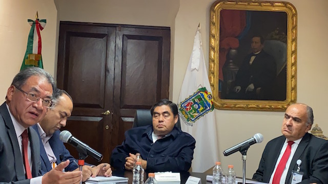 Los estudiantes de todas las escuelas en Puebla deberán usar cubrebocas:SEP