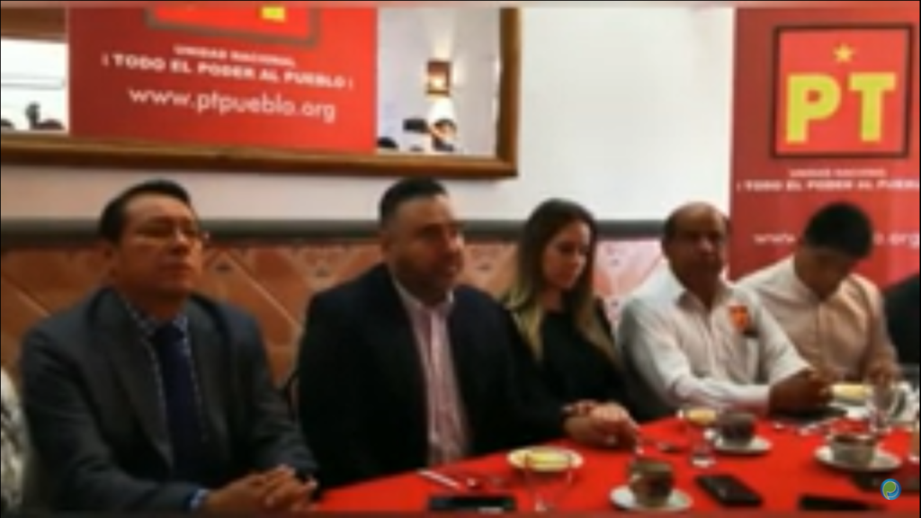 Arturo Hernández Davy se destapa como precandidato del PT en Puebla