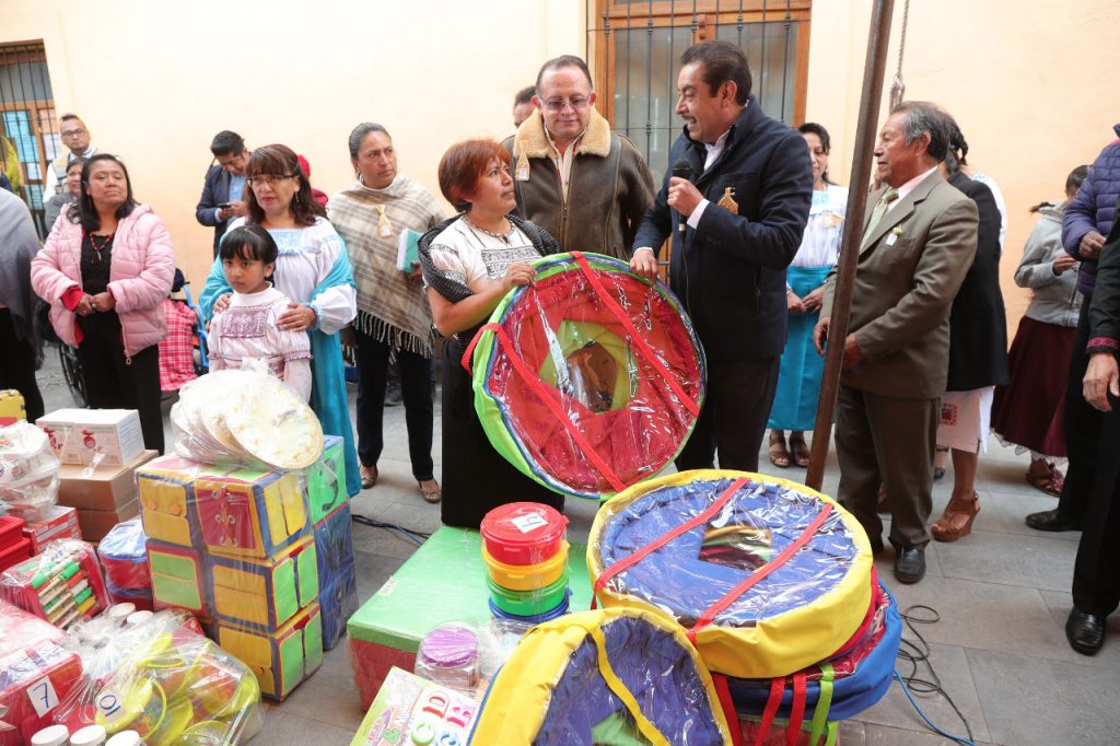 Atiende SEPE a más de 8 mil alumnos con programa de inclusión y equidad.