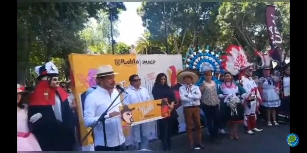 Se inaugura el sexto festival de huehues