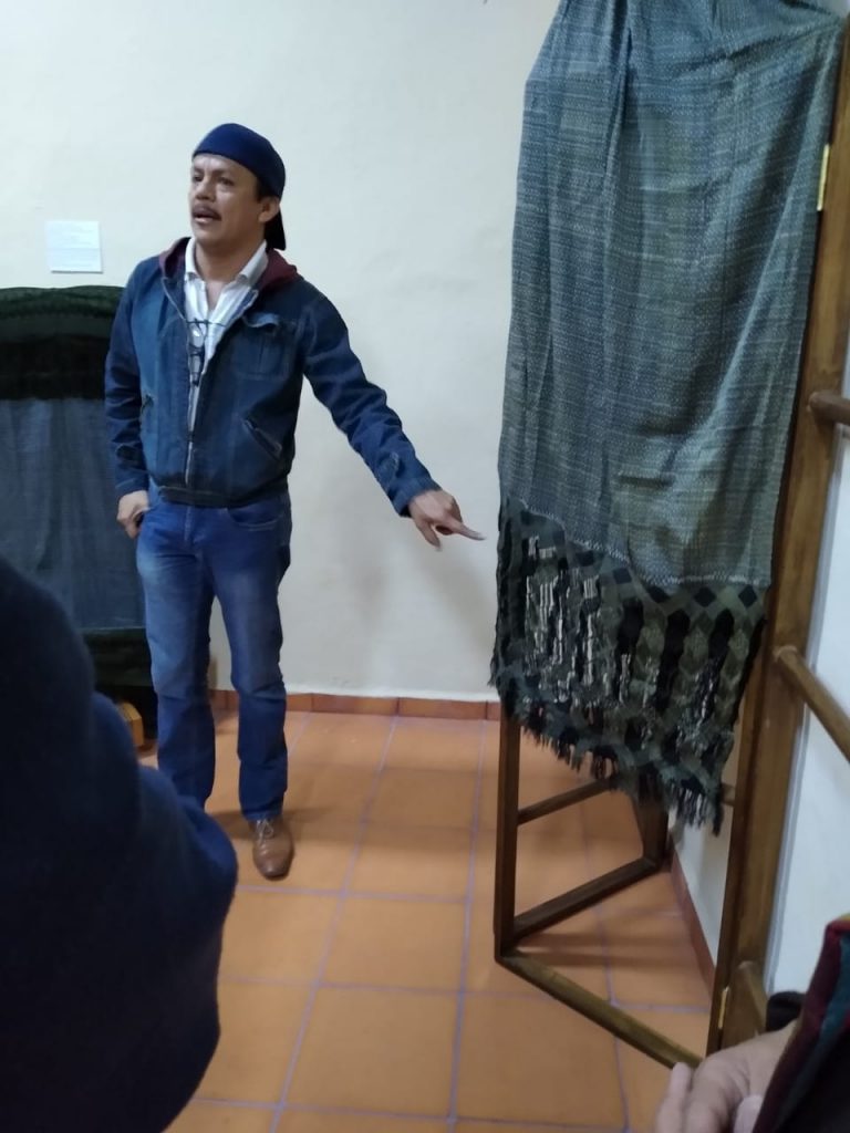 Concluye primera exhibición de Rebozos Antiguos en Santa María del Río