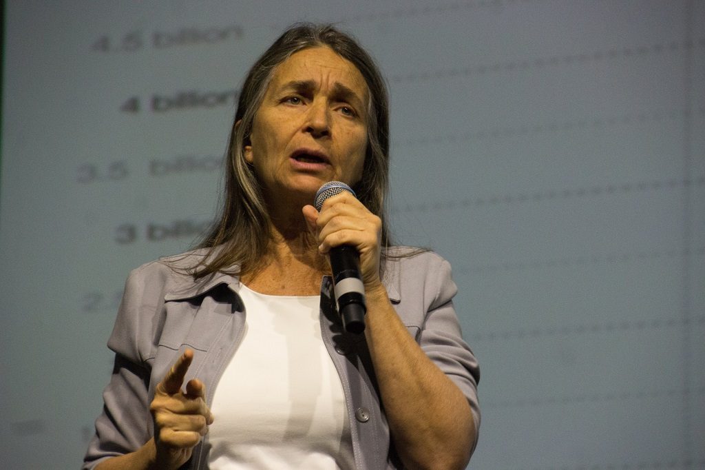 Julia Carabias destaca en la IBERO lucha juvenil contra cambio climático