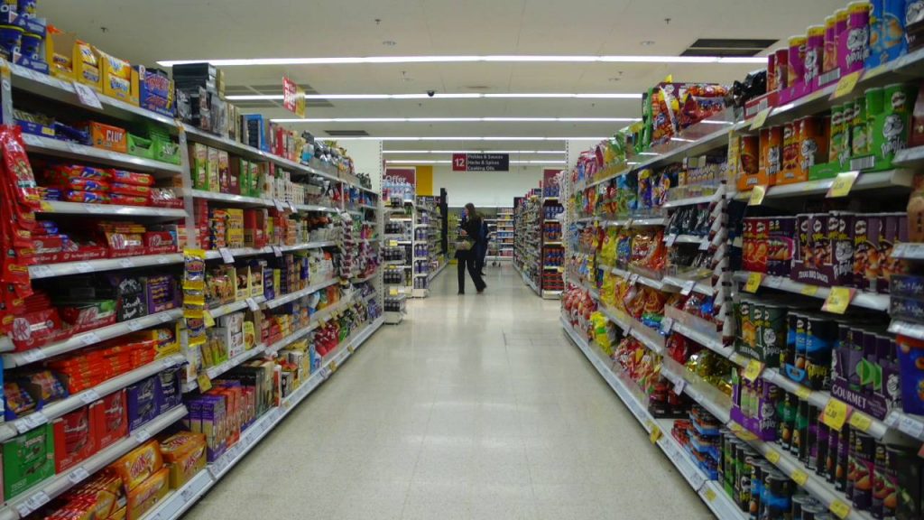 En las Empresas Comerciales al por Mayor, los Ingresos reales por suministro de bienes y servicios descendieron (-)0.3%